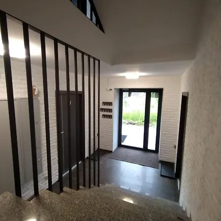 Nowy Klimatyczny Z Balkonem - Sowia شقة Stronie Śląskie